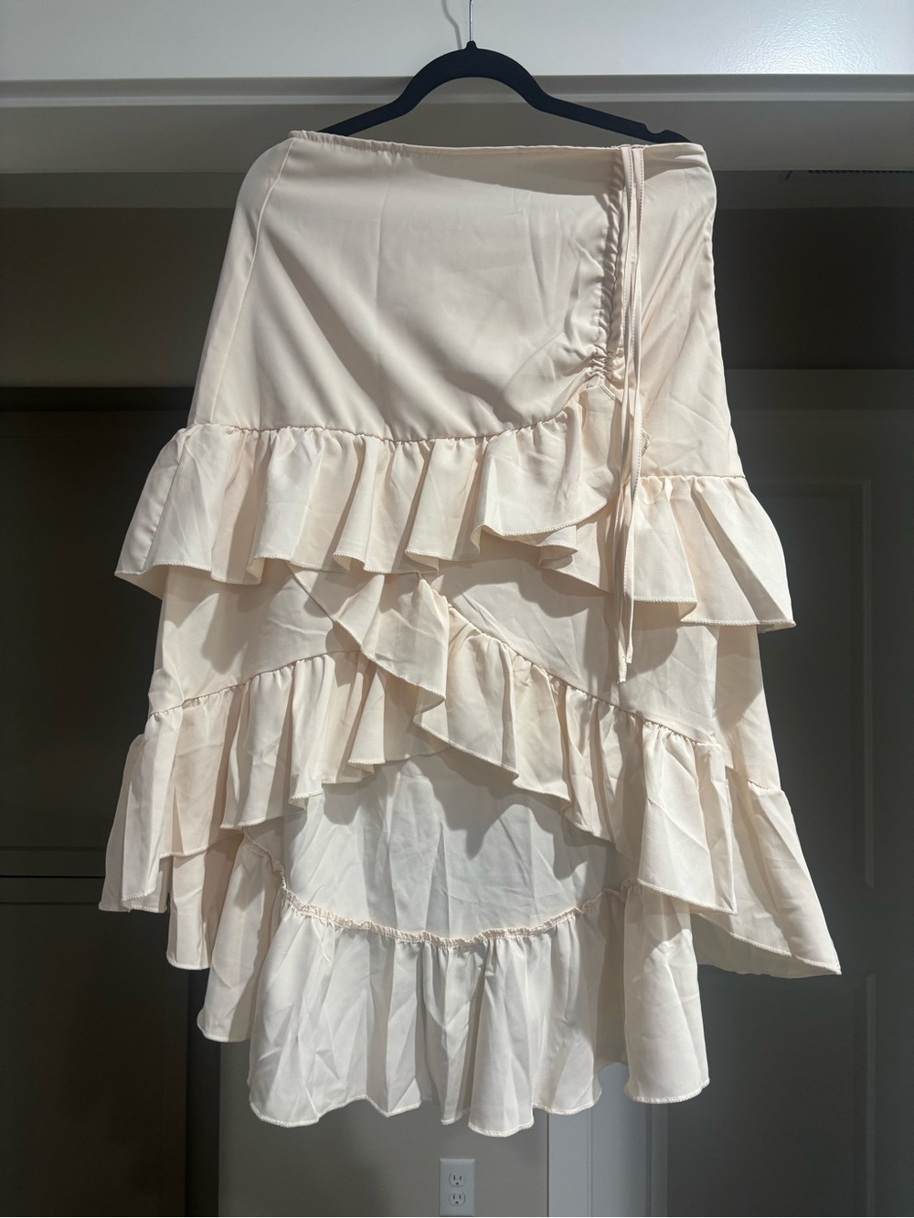 SHEIN Cream Tiered Ruffle A-Line Skirt